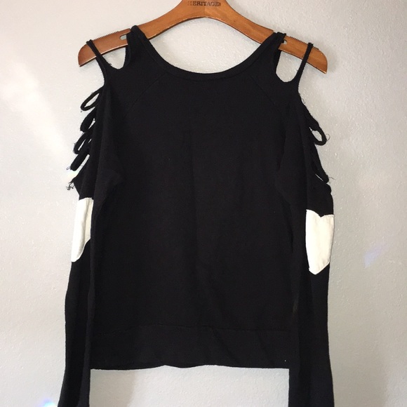 Electric Pink sweater - Picture 4 of 5